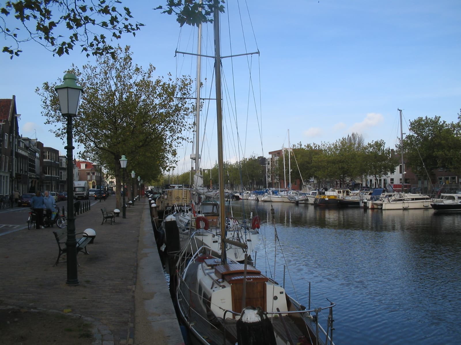 Vlaardingen stadsaanzicht — escorts, parenclubs en massage reviews